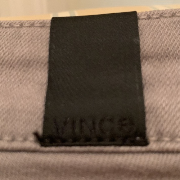 NWOT VINCE MARBLED LASER WASH SKINNY JEANS WITH WELT POCKETS AND SEAMING DETAIL - Picture 13 of 16